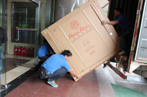 兴业钢琴贵重工艺品无忧运